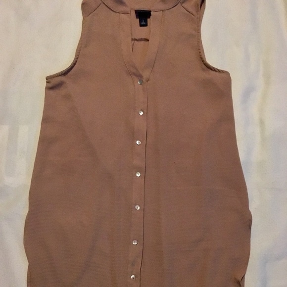 Sleeveless button down tunic top - Picture 2 of 4